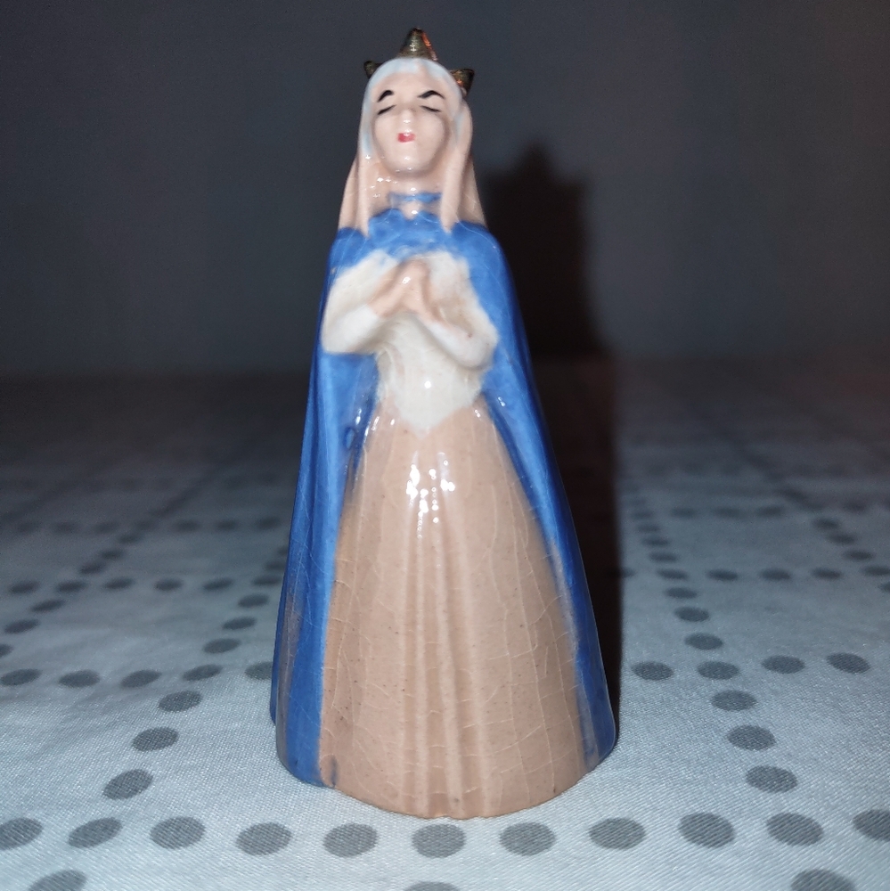 VTG Queen Leah from Sleeping Beauty.